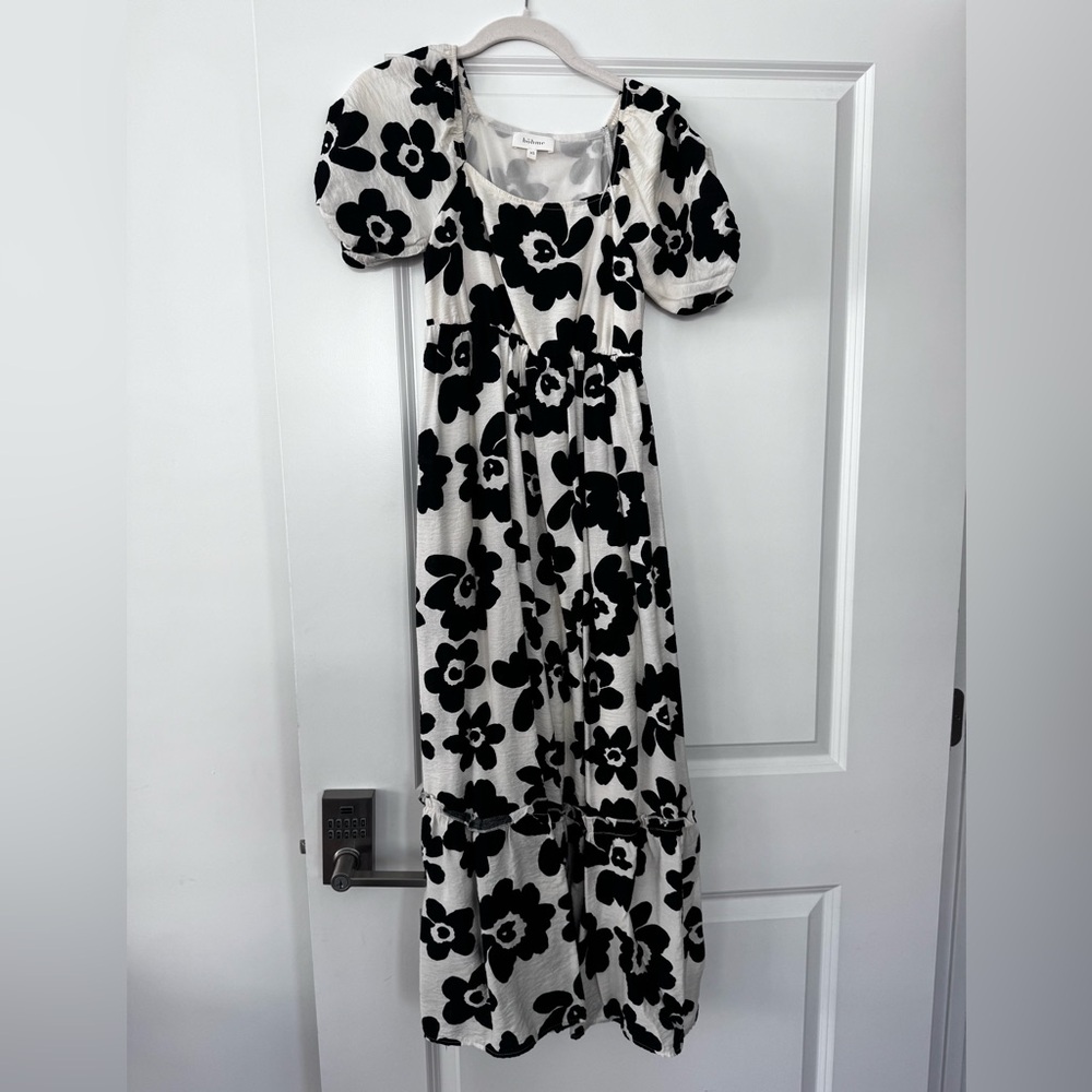 bohme Black & White Floral Puff Sleeve Maxi Dress